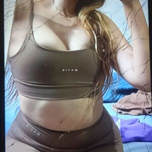 maduziln Nude