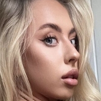 Maisie Stephens Nude