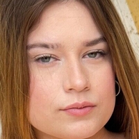 Mallory Brookes Nude