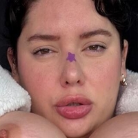 mangolini_parrocini Nude