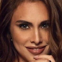 Max Collins Nude