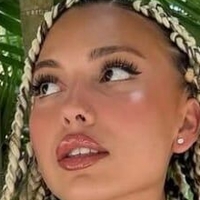 Meshi Luzon Nude