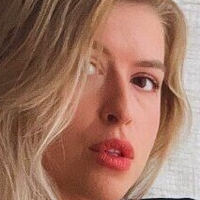 mia.june Nude