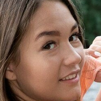 Mia Young Nude