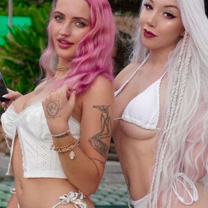 Michelle & Pikki Nude