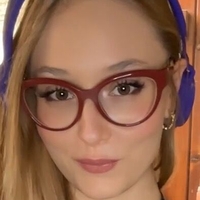 Mikliko Nude