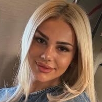 Milaneedls Nude