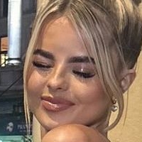 Milli Jo McLoughlin Nude