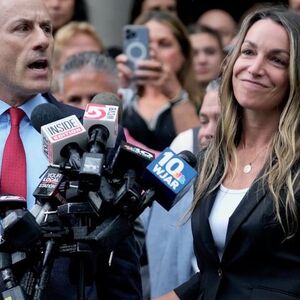 Mistrial Nude