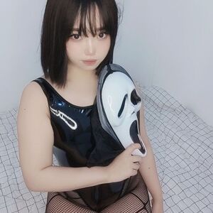 Mizaki Levi Nude