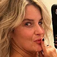 mom_being_mom Nude