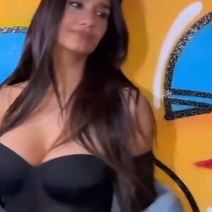 Momi Giardina Nude