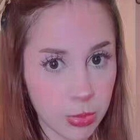 Naahsteva Nude