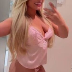 Nadia Alves Nude