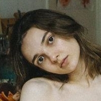 Naia Lucy Nude