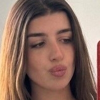 Nem Precisa De Nudez Nude