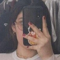 Neyhr Nude