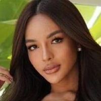 Nicole de los Reyes Nude