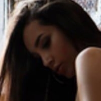 Nika Kissing Nude