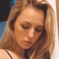 nkris Nude