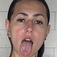 Oakly Johnson Nude