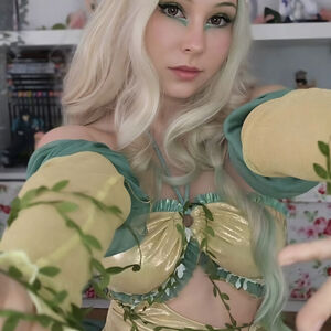 ochaki.cos Nude