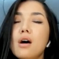 Okirosu Nude