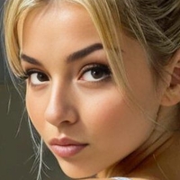 Olivia Holmgrem Nude