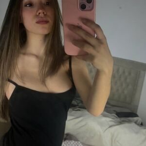 olivia Nude