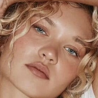 Olya Dmitrievskaya Nude