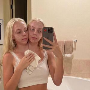 Pamela & Brenda Nude