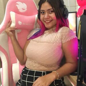 Pandinha Senpai Nude