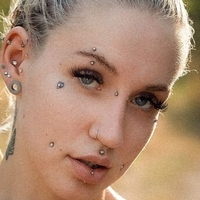 Pavlyne Nude