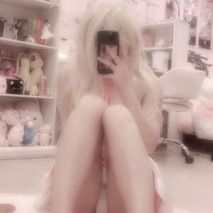 piinkloli Nude