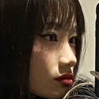 Pipersaidbanner Nude