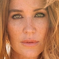 Poppy Montgomery Nude