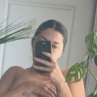 Poshazzle Nude