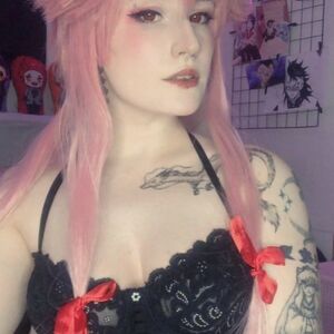 pqfla Nude