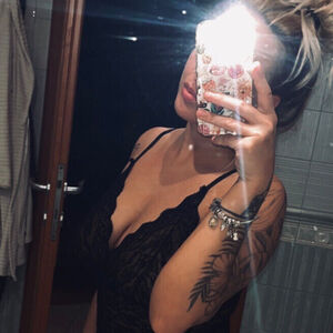 queennetty Nude
