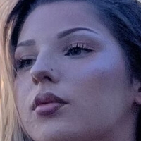 Quelle Est Cette Fille Nude