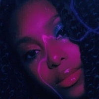 Quennae Nude