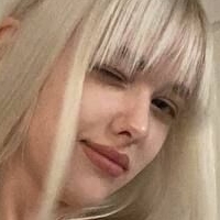 quqoqeq Nude