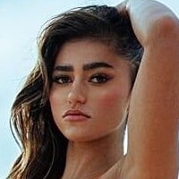 Rayna Vallandin Nude