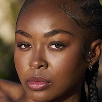 Rayniah Jones Nude