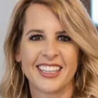 Realtor Laura Nude