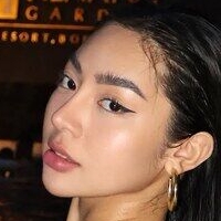 Red Alexandria Fajutrao Nude
