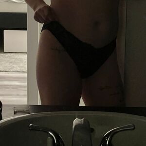 red.kisses Nude