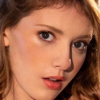 Redheadlena Nude