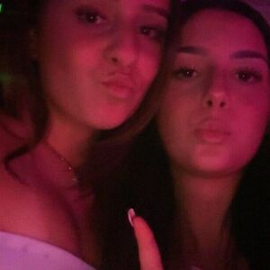 riana r Nude