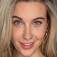 Riley Woods Nude